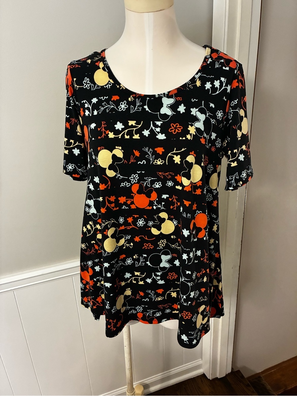 LuLaRoe Irma Tunic Top With Floral Minnie Mouse Print